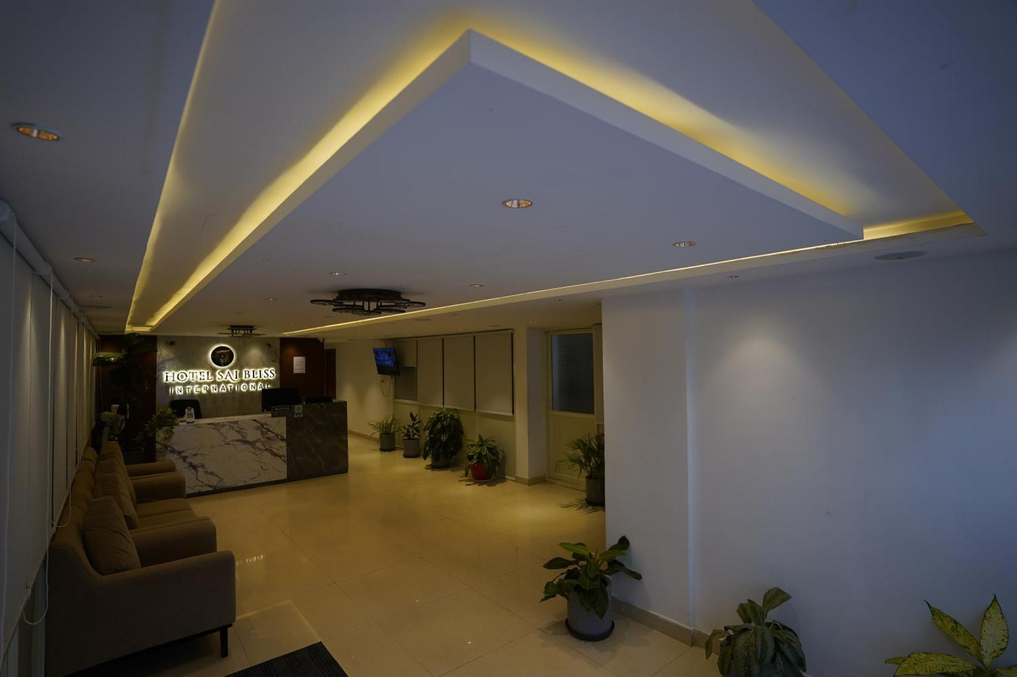 Sai Bliss Residency, Manyata Tech Park Hotel Bangalore Eksteriør billede