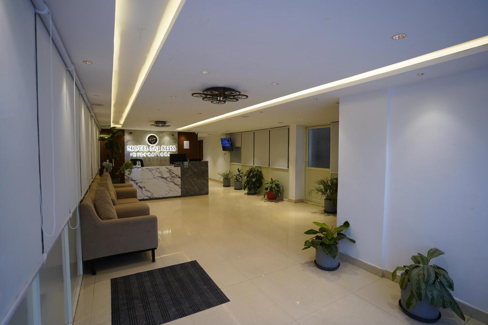 Sai Bliss Residency, Manyata Tech Park Hotel Bangalore Eksteriør billede