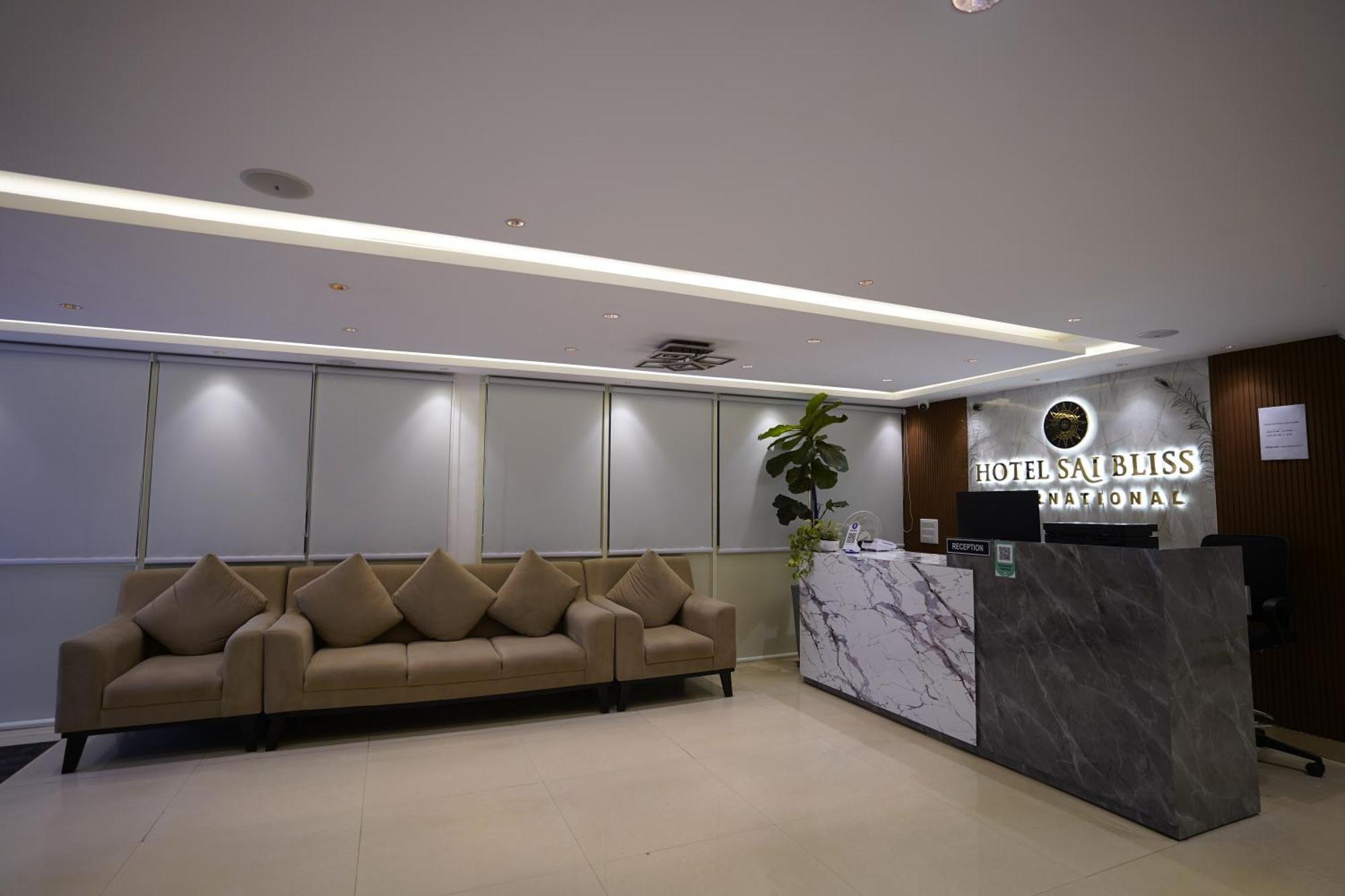 Sai Bliss Residency, Manyata Tech Park Hotel Bangalore Eksteriør billede